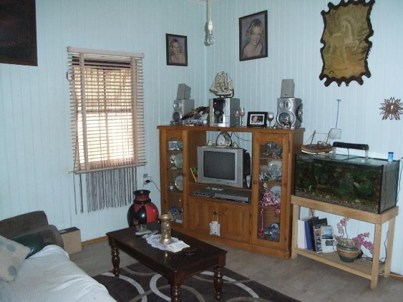 12 Creek  Street OAKEY 4401, Oakey QLD 4401