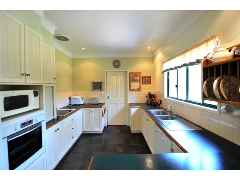 33 Box Tree Court MOUNT RASCAL 4350, Mount Rascal QLD 4350