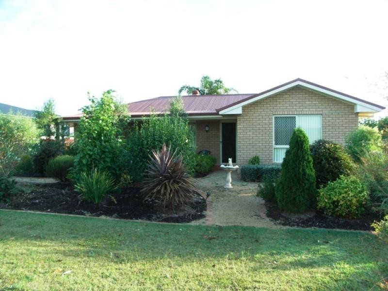 13 Lee Court CROWS NEST 4355, Crows Nest QLD 4355