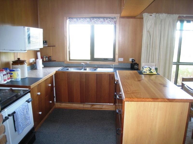 10 Freeman Place ARTHUR RIVER 7330, Arthur River TAS 7330