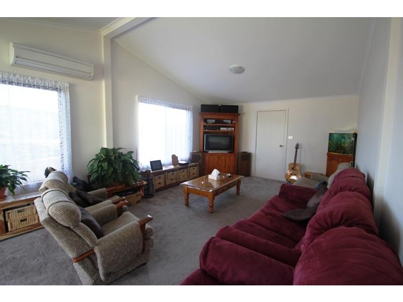2 Barnett Street CRAYFISH CREEK 7321, Crayfish Creek TAS 7321