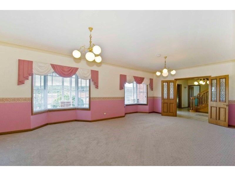 102 Regal Way VALENTINE 2280, Valentine NSW 2280