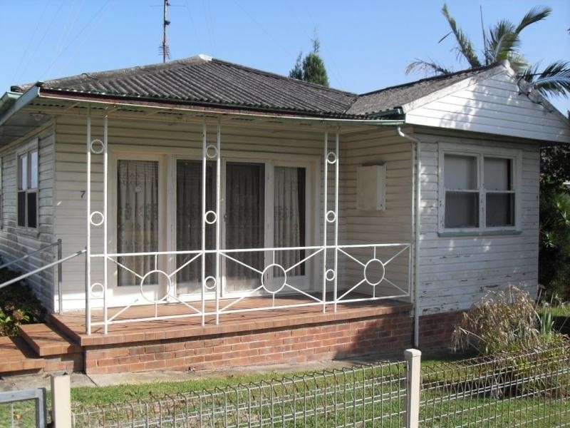 7  Bonarius Street WARNERS BAY 2282, Warners Bay NSW 2282