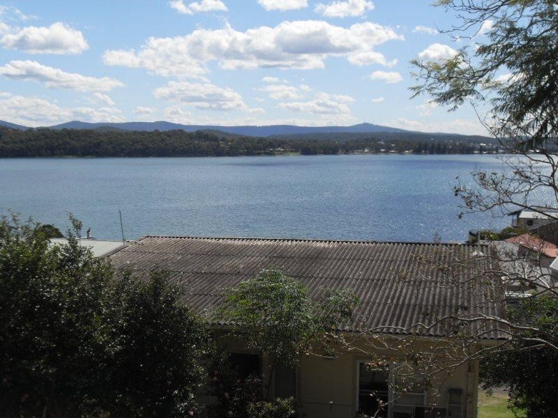 21  Gordon Street ELEEBANA 2282, Eleebana NSW 2282