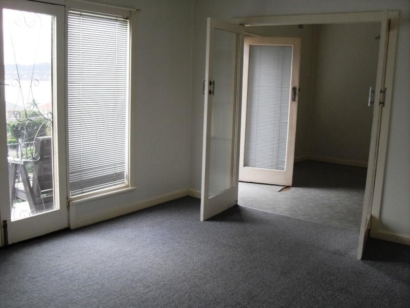 21  Gordon Street ELEEBANA 2282, Eleebana NSW 2282