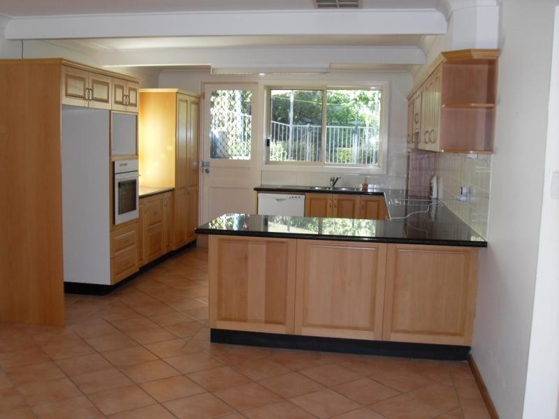 86 Dilkera Avenue VALENTINE 2280, Valentine NSW 2280