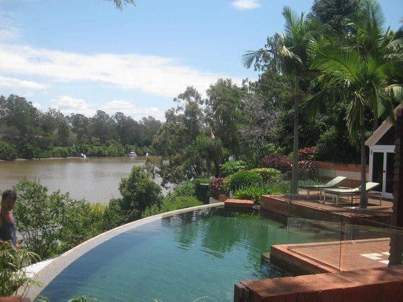 37 Molonga Terrace GRACEVILLE 4075, Graceville QLD 4075