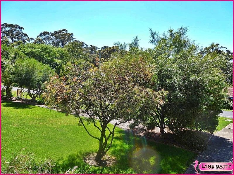 1/5 Hood Crescent, Tuross Head NSW 2537