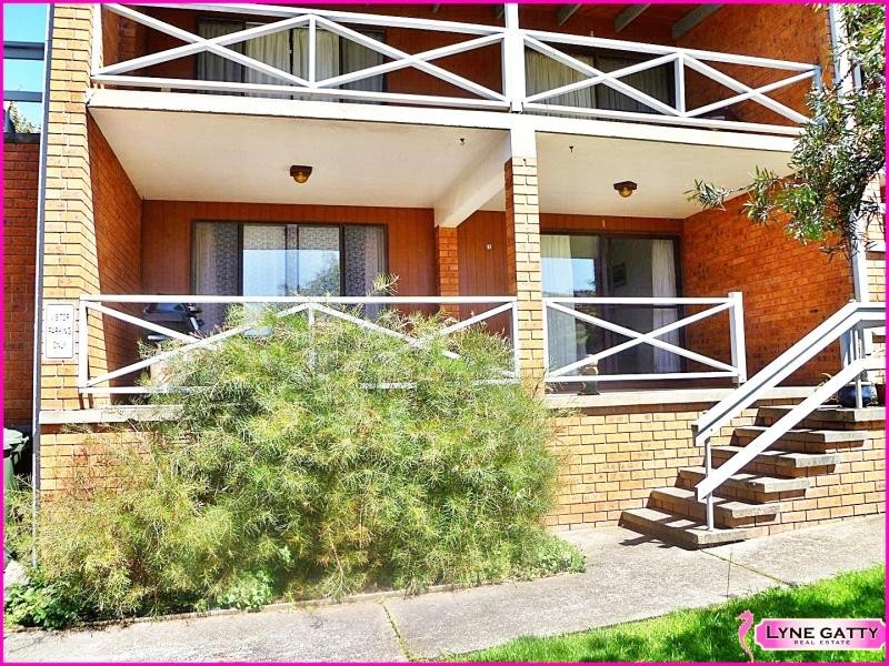 1/5 Hood Crescent, Tuross Head NSW 2537