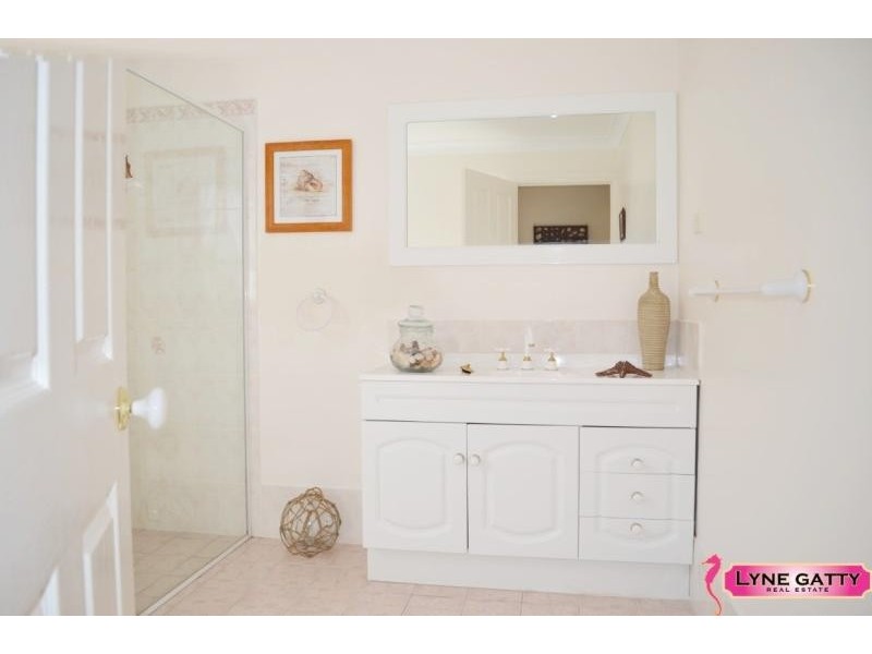 73 Bondi Street TUROSS HEAD 2537, Tuross Head NSW 2537