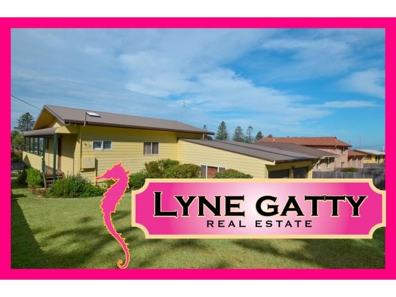 9 Monash Avenue, Tuross Head NSW 2537