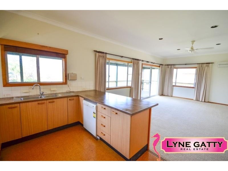 9 Monash Avenue, Tuross Head NSW 2537