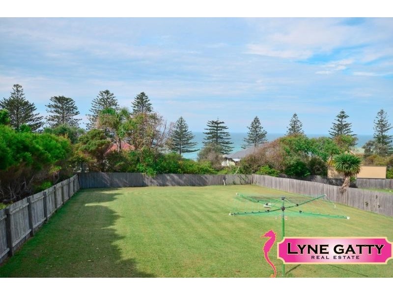 9 Monash Avenue, Tuross Head NSW 2537