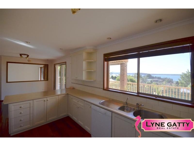 64 Coogee Street, Tuross Head NSW 2537