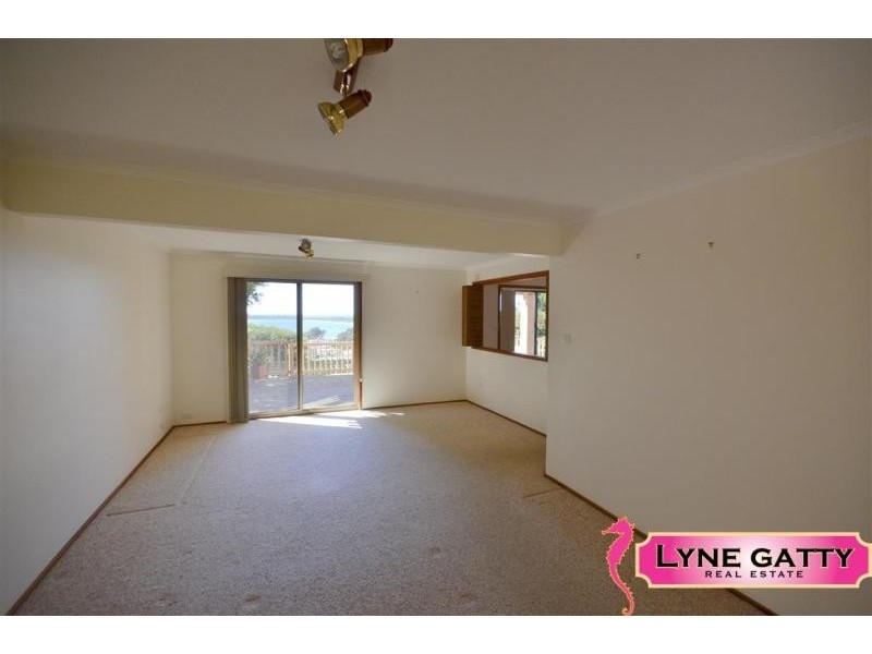 64 Coogee Street, Tuross Head NSW 2537