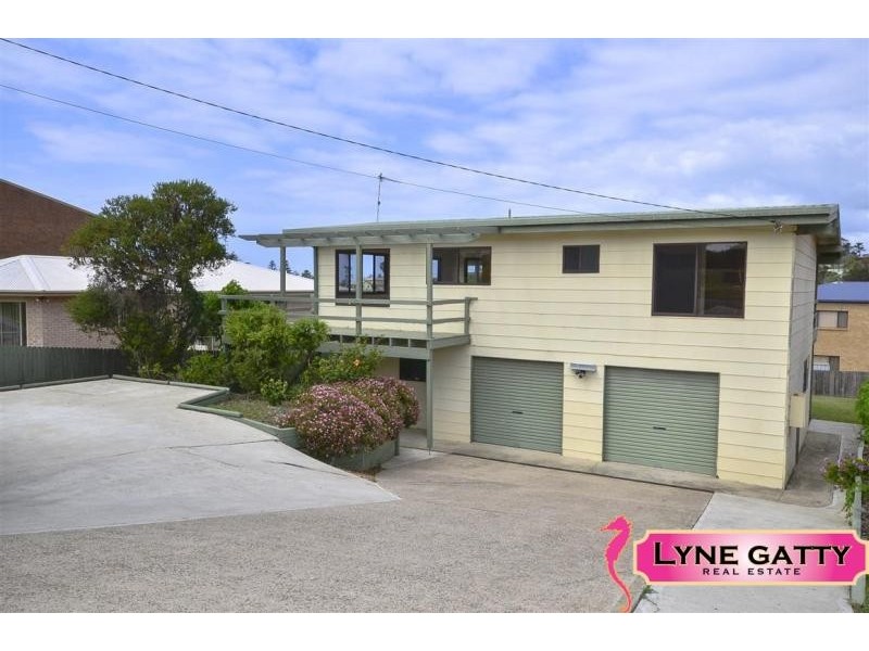 17 Island View Road TUROSS HEAD 2537, Tuross Head NSW 2537