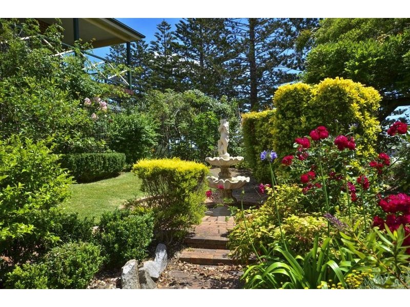 217 Hector McWilliam  Drive, Tuross Head NSW 2537