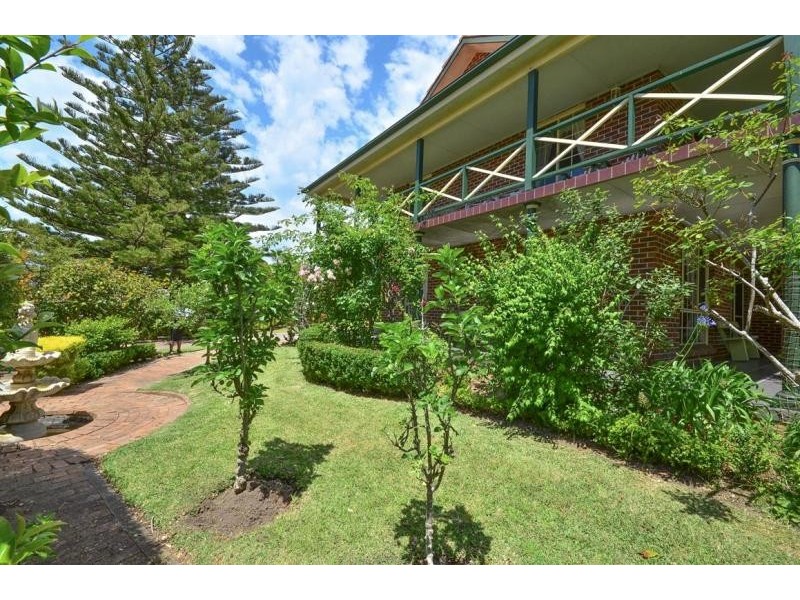 217 Hector McWilliam  Drive, Tuross Head NSW 2537