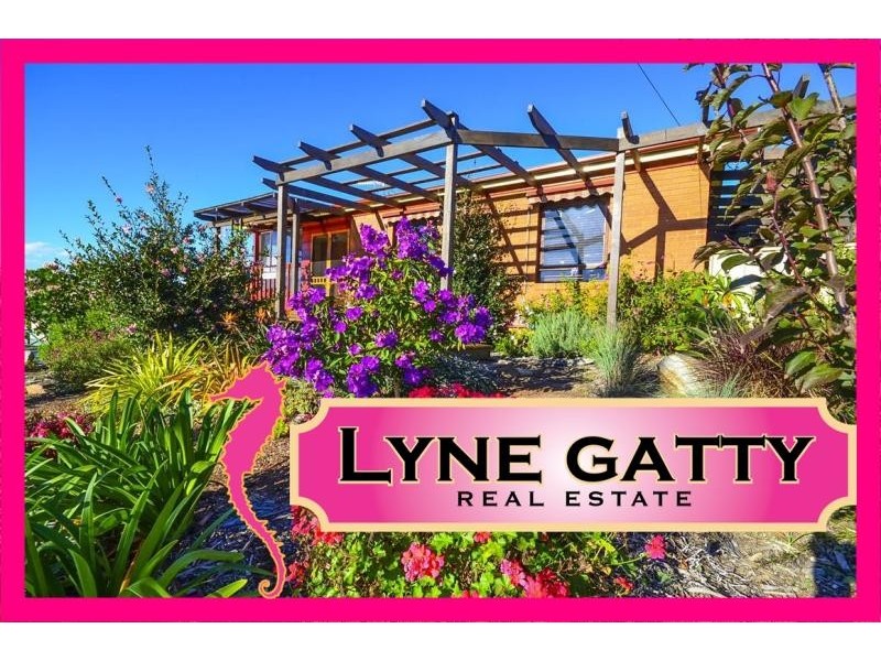 27 Anderson Avenue, Tuross Head NSW 2537