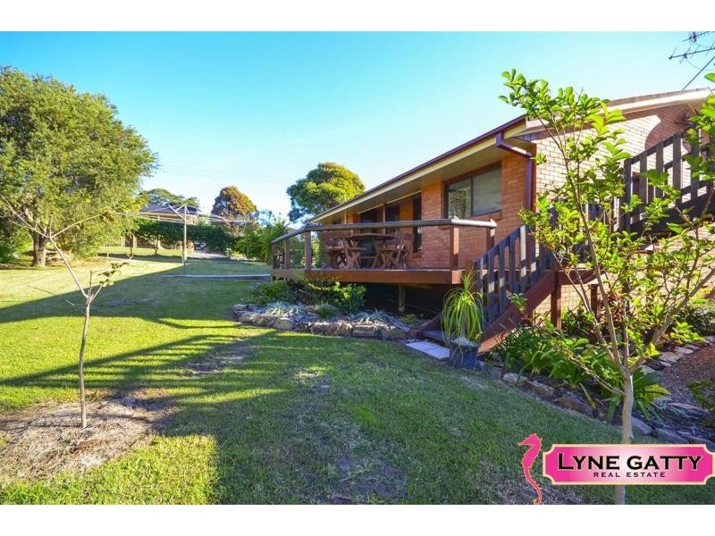 27 Anderson Avenue, Tuross Head NSW 2537