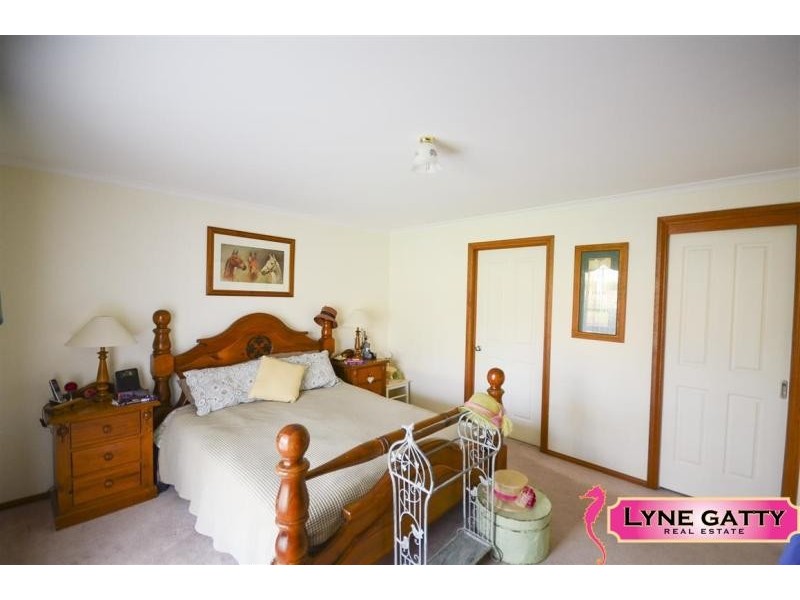 5 Grenville Avenue, Tuross Head NSW 2537