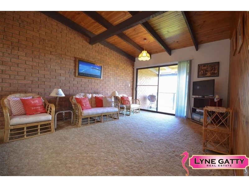 4/5 Hood  Crescent, Tuross Head NSW 2537