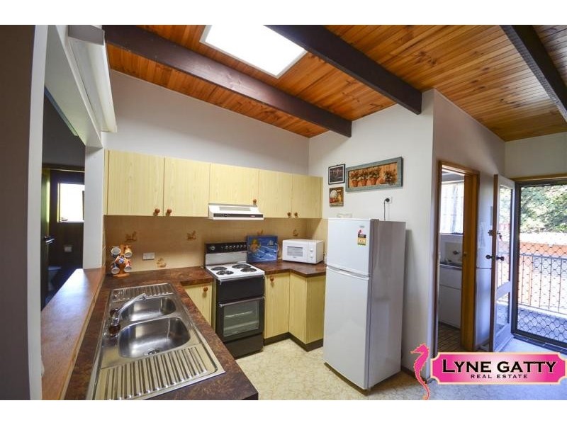 4/5 Hood  Crescent, Tuross Head NSW 2537