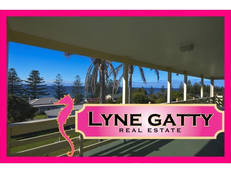 17 Monash Avenue, Tuross Head NSW 2537