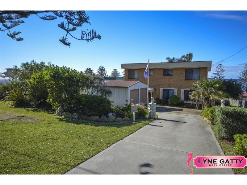 17 Monash Avenue, Tuross Head NSW 2537