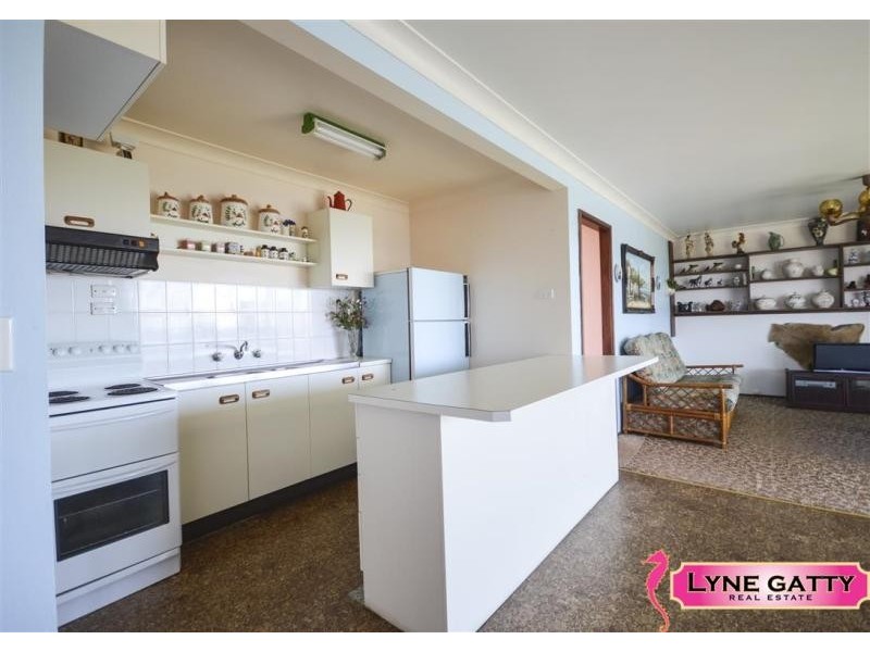 17 Monash Avenue, Tuross Head NSW 2537