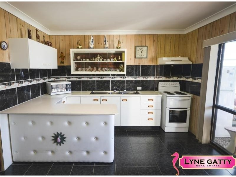 17 Monash Avenue, Tuross Head NSW 2537