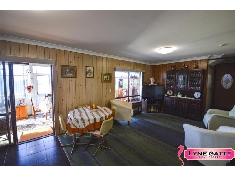 17 Monash Avenue, Tuross Head NSW 2537