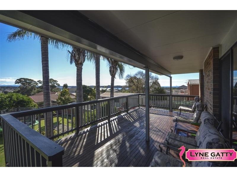 22 Coila Avenue, Tuross Head NSW 2537