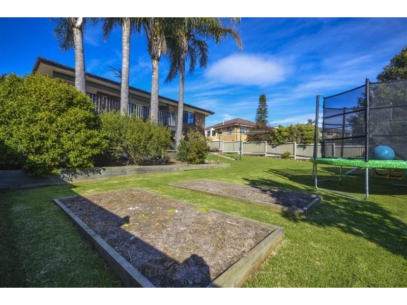 22 Coila Avenue, Tuross Head NSW 2537