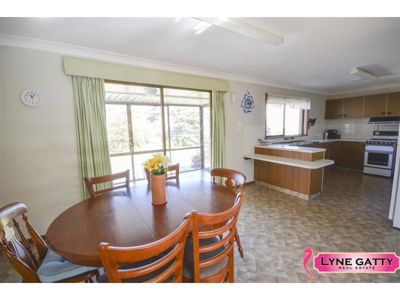 3 Evans  Road, Tuross Head NSW 2537