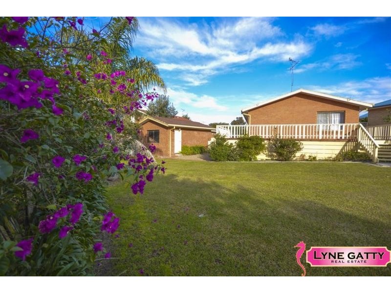 23 Grenville Avenue, Tuross Head NSW 2537