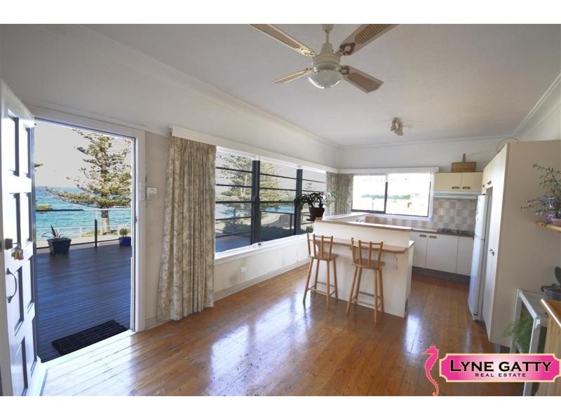 21 Tuross Boulevard, Tuross Head NSW 2537