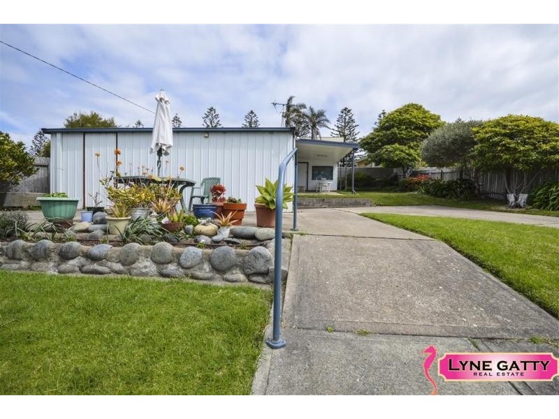 21 Tuross Boulevard, Tuross Head NSW 2537