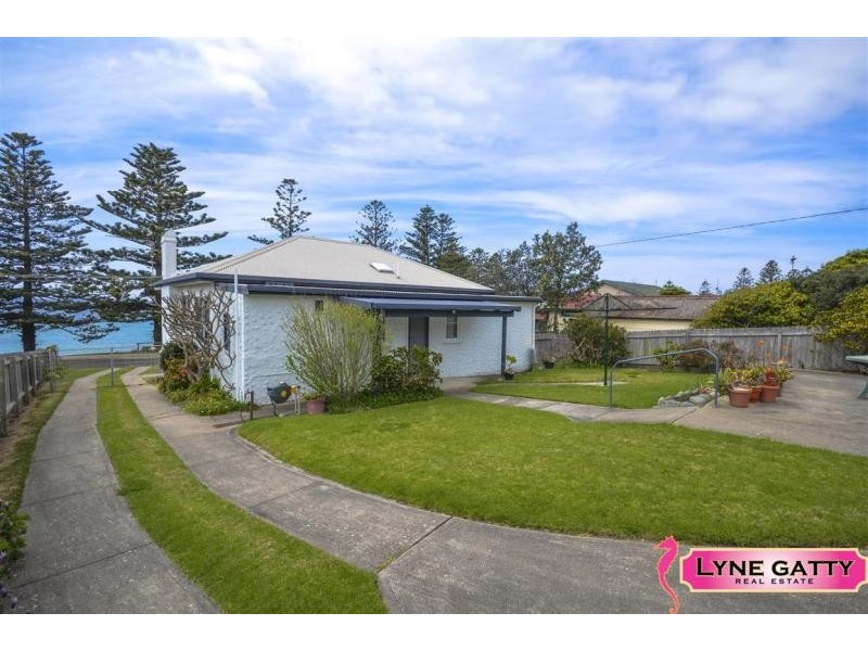 21 Tuross Boulevard, Tuross Head NSW 2537