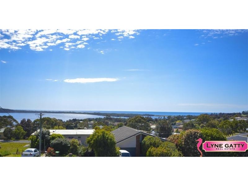 85 Coogee Street, Tuross Head NSW 2537