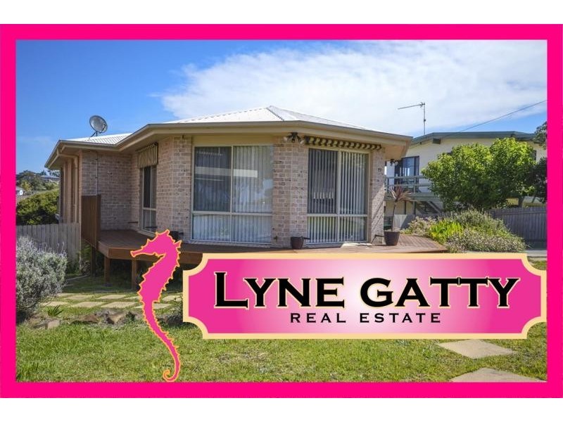 19 Island View  Road, Tuross Head NSW 2537