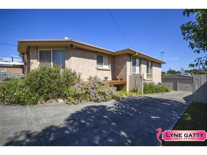 19 Island View  Road, Tuross Head NSW 2537