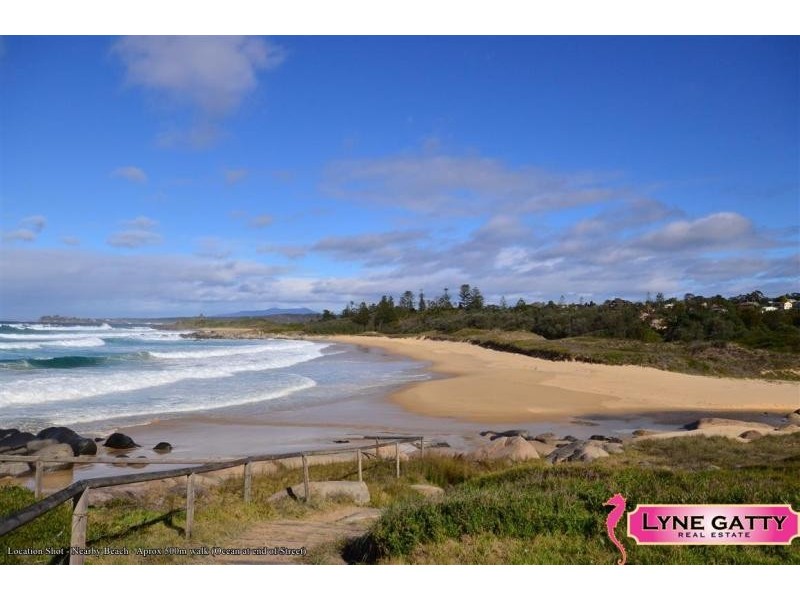 19 Island View  Road, Tuross Head NSW 2537