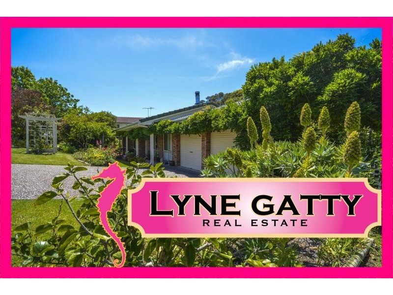 37 Anderson Avenue, Tuross Head NSW 2537