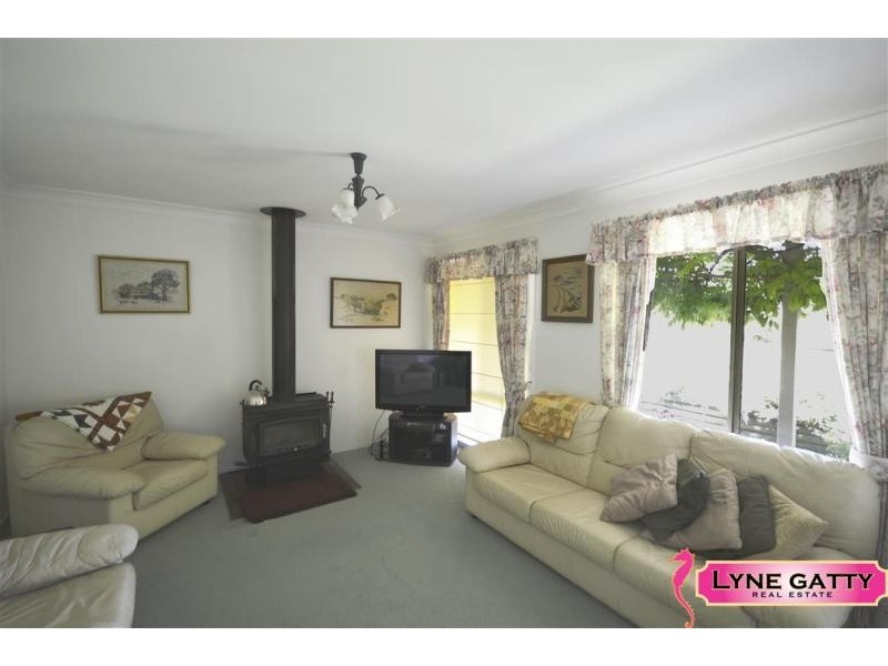 37 Anderson Avenue, Tuross Head NSW 2537