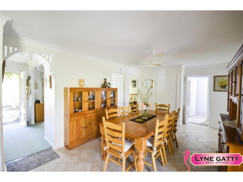 37 Anderson Avenue, Tuross Head NSW 2537