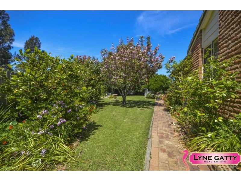 37 Anderson Avenue, Tuross Head NSW 2537
