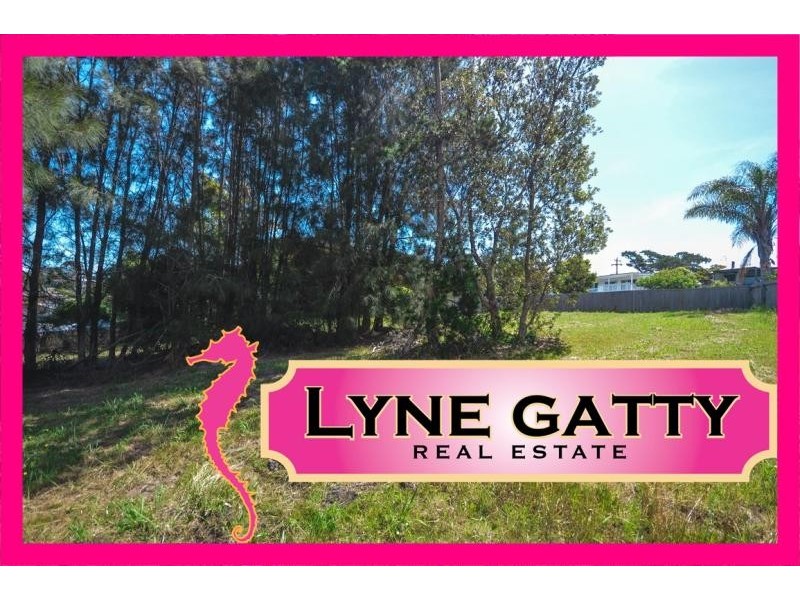 41 Salmon  Street, Tuross Head NSW 2537