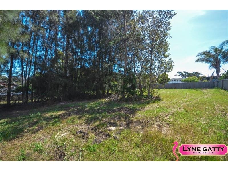 41 Salmon  Street, Tuross Head NSW 2537