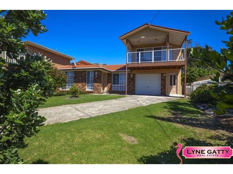 3 Surf Street, Tuross Head NSW 2537